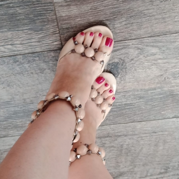 Heels - Picture 14 of 16